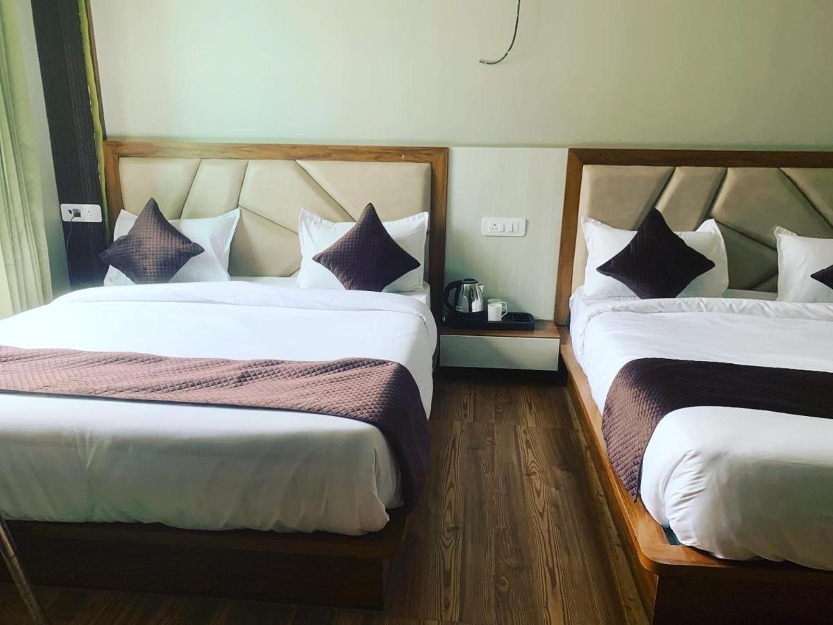 Hotel & Hostel Vimal Ganga Rishikesh Exterior photo